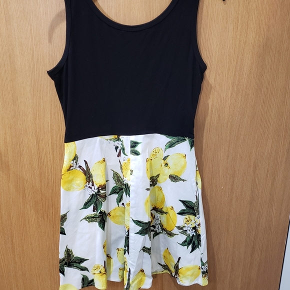 Simier Fariry, NWT, Sleeveless Tank Mini Fit & Flare Dress, Yellow Lemons/Black - Picture 16 of 16